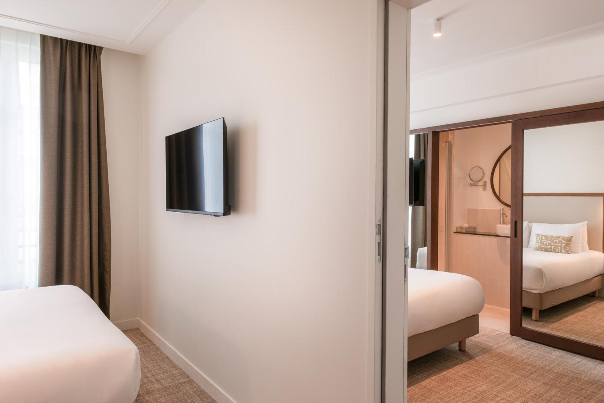 Le Lampika Hotel Paris Room photo